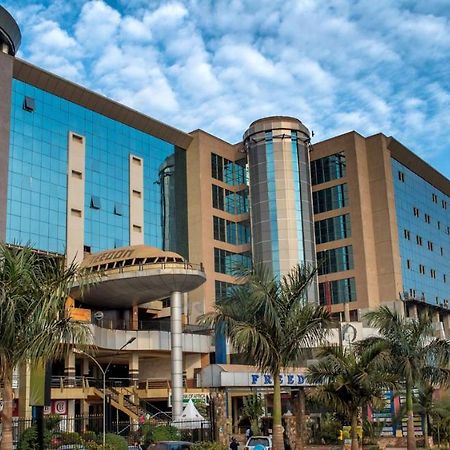 Freedom City Hotel Najjanankumbi Kamapala 캄팔라 외부 사진