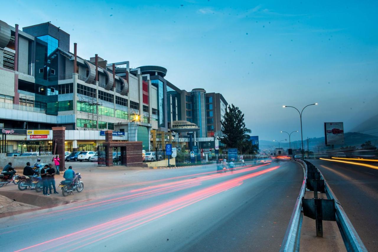 Freedom City Hotel Najjanankumbi Kamapala 캄팔라 외부 사진