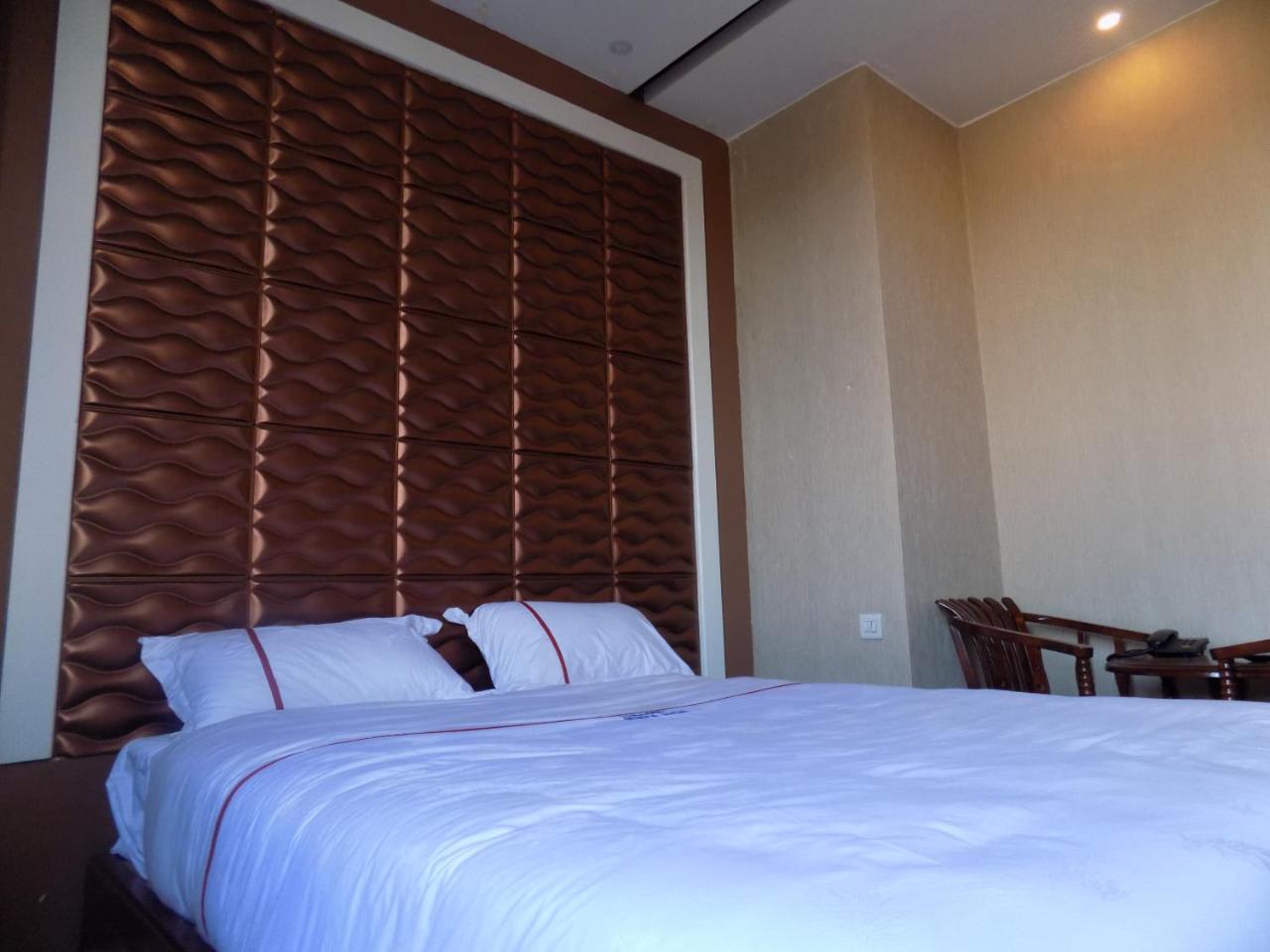Freedom City Hotel Najjanankumbi Kamapala 캄팔라 외부 사진